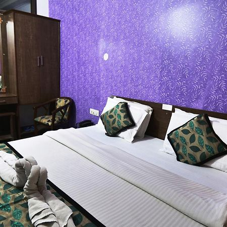 Hotel Holiday Comfort אמריצר מראה חיצוני תמונה