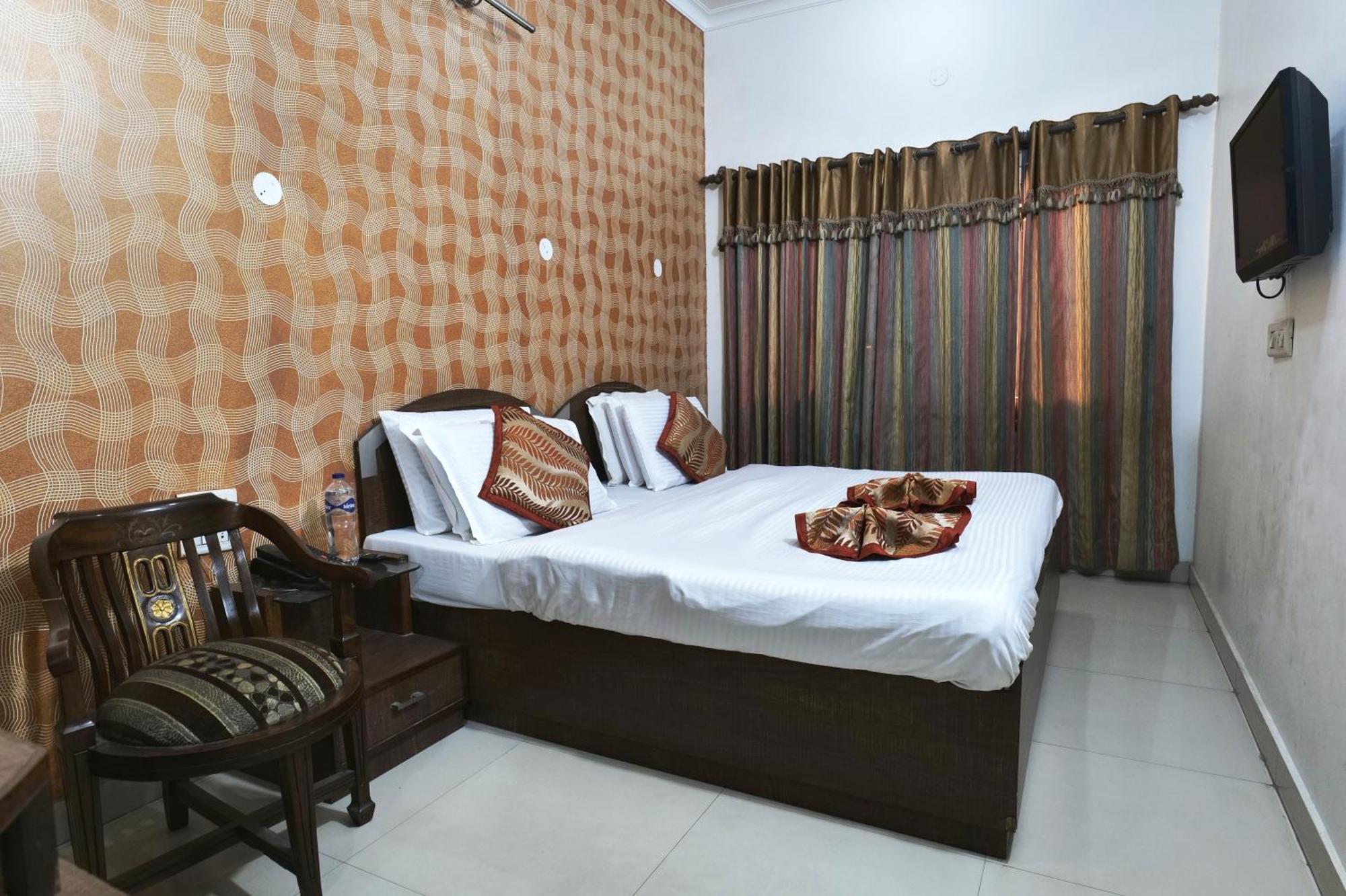Hotel Holiday Comfort אמריצר מראה חיצוני תמונה