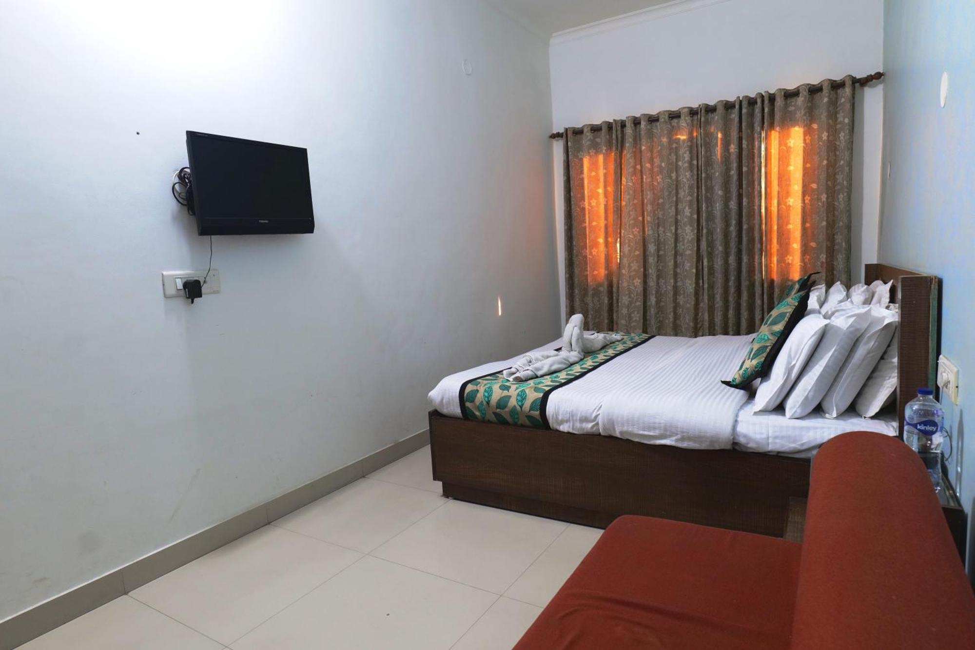 Hotel Holiday Comfort אמריצר מראה חיצוני תמונה